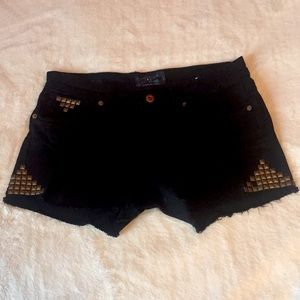 Small LUCKY BRAND black studded shorts